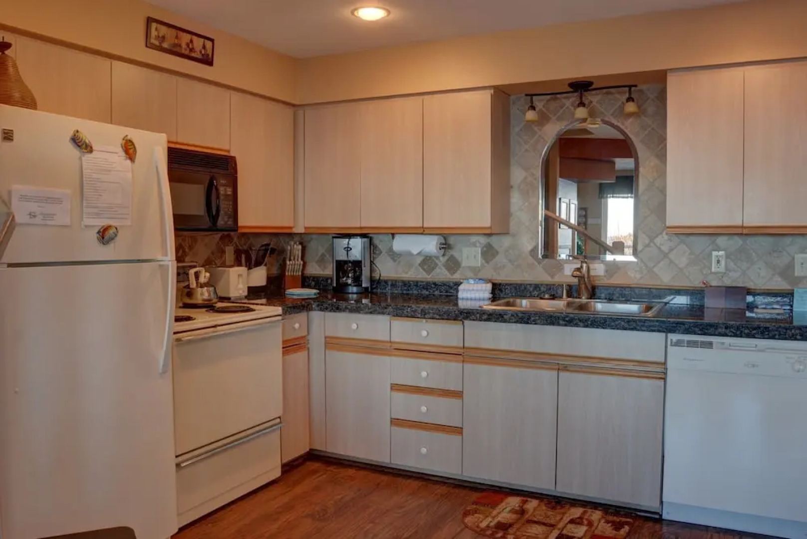 Sunset By The Sea 3 Br home by RedAwning