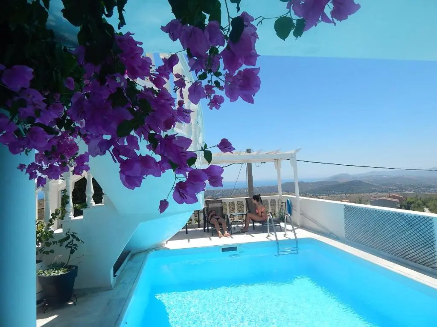 Peggy's Villa-House with private pool 25' from Athens Intl Airport