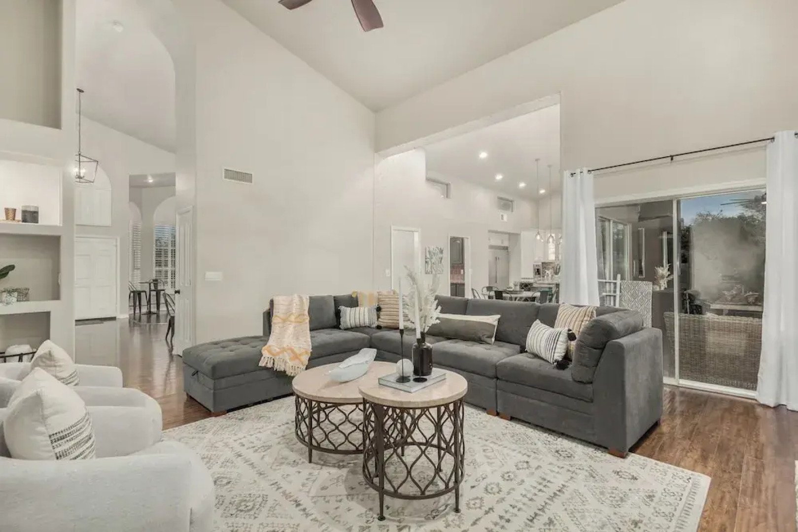 Three Palms Citrus Cove Mesa