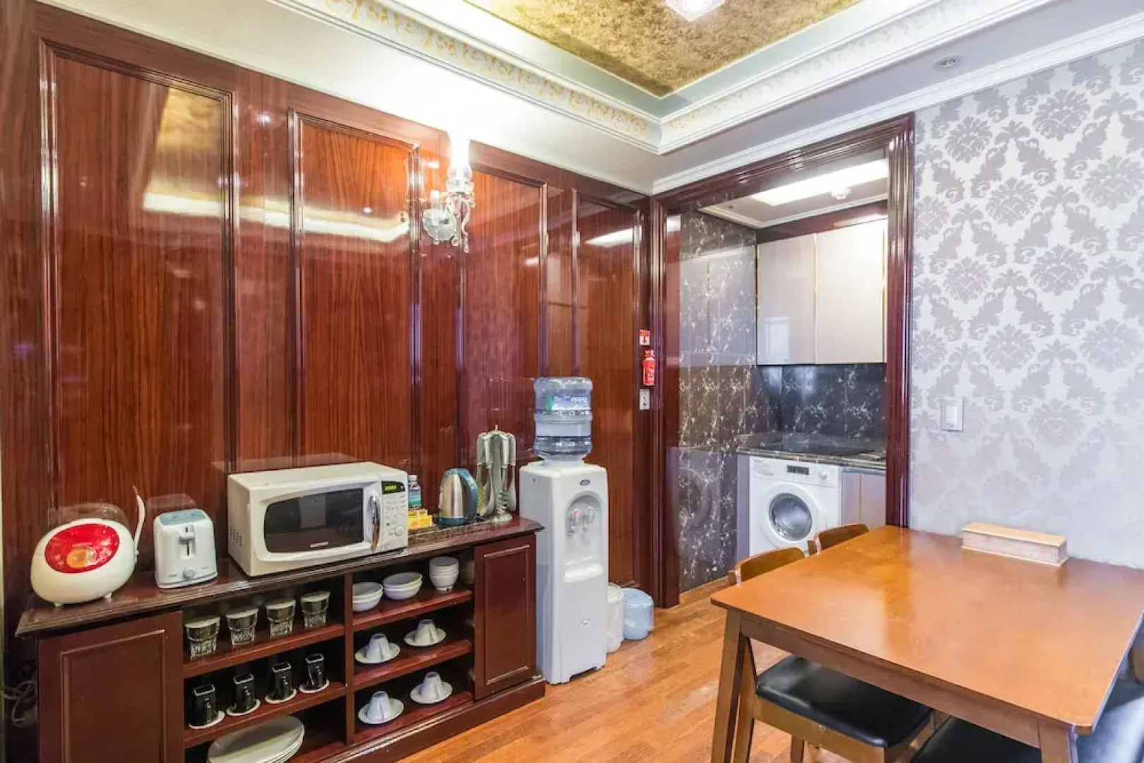 Hotel ArtnouveauSeocho