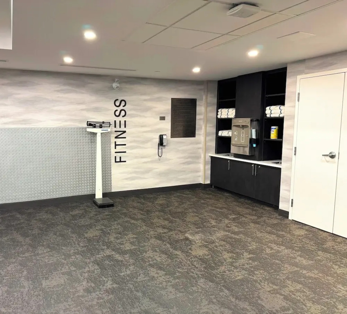 Newmarket Hotel & Suites