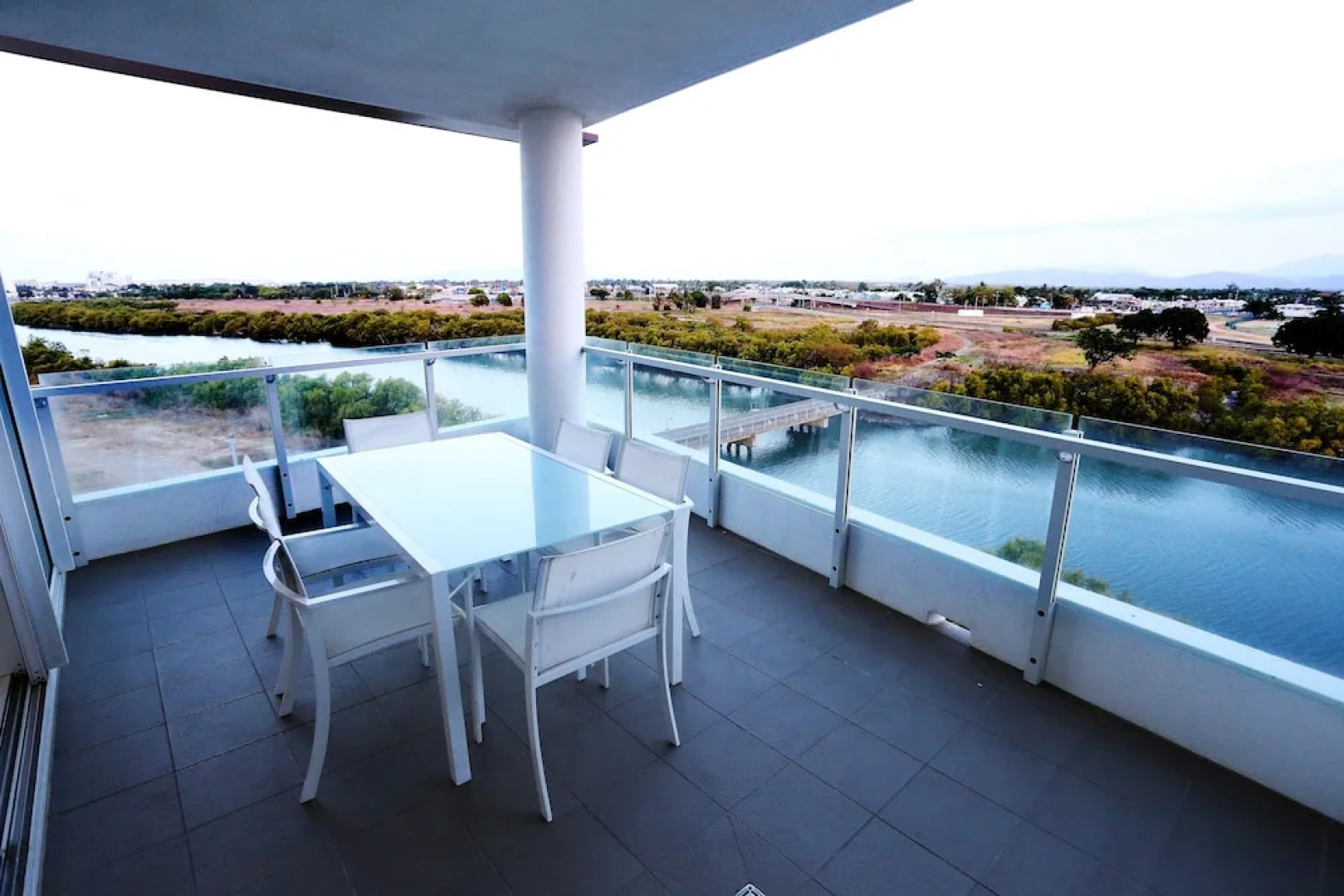 Holborn By Q Resorts