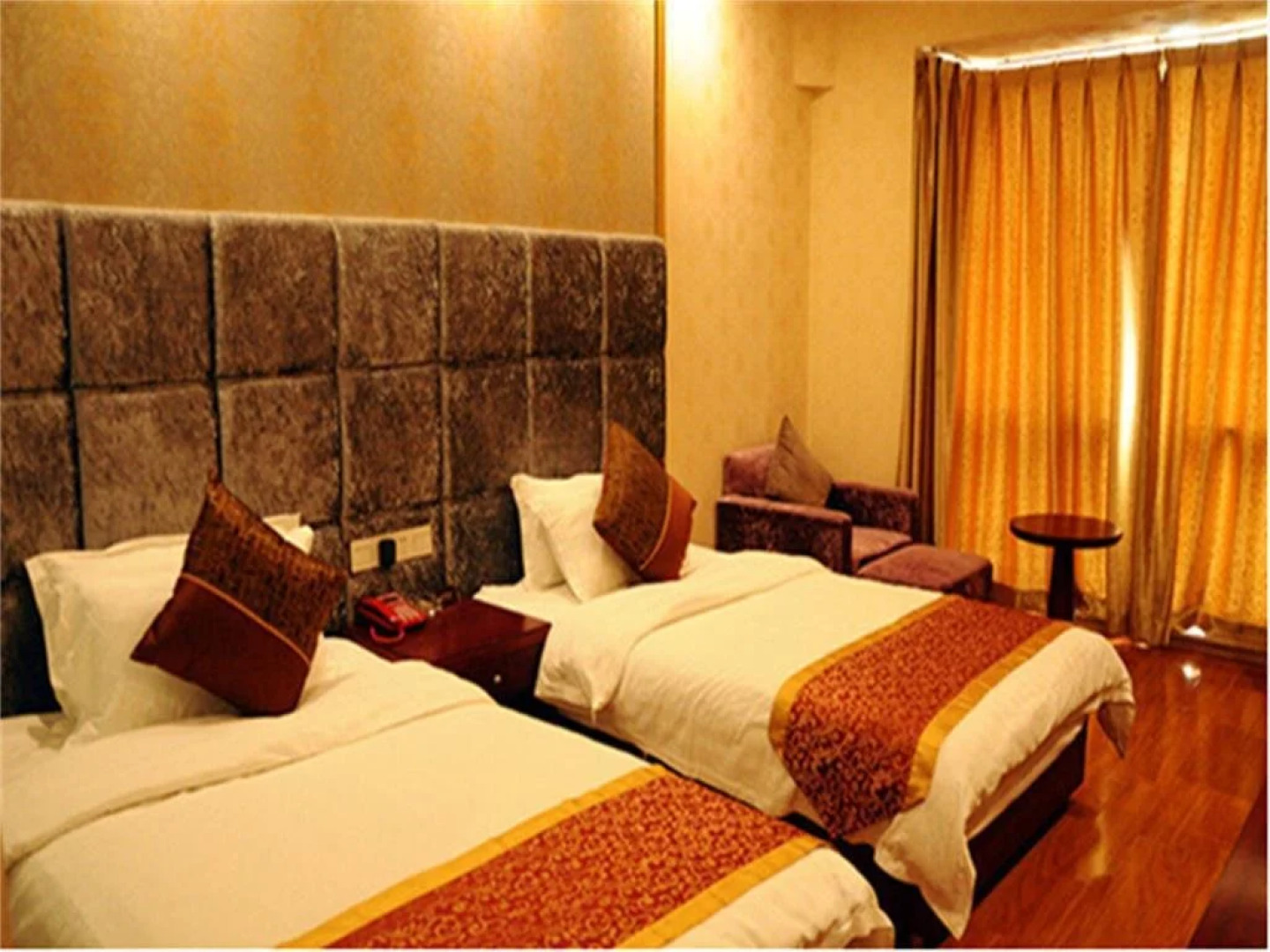 Jingchen Business Hotel