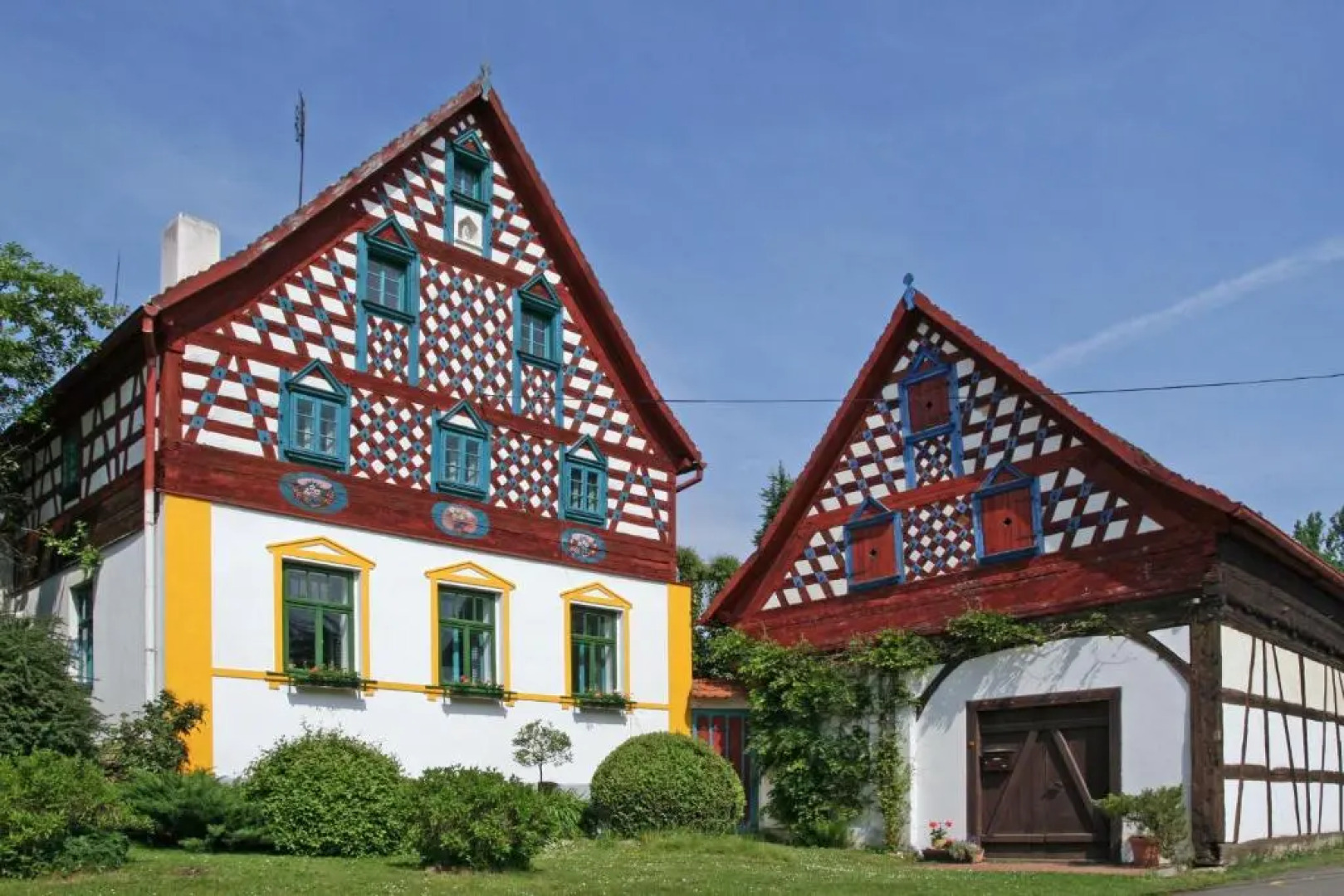 Ferienwohnung-Waldstrasse-mit-Garten-nur-50-Meter-vom-Wald-entfernt