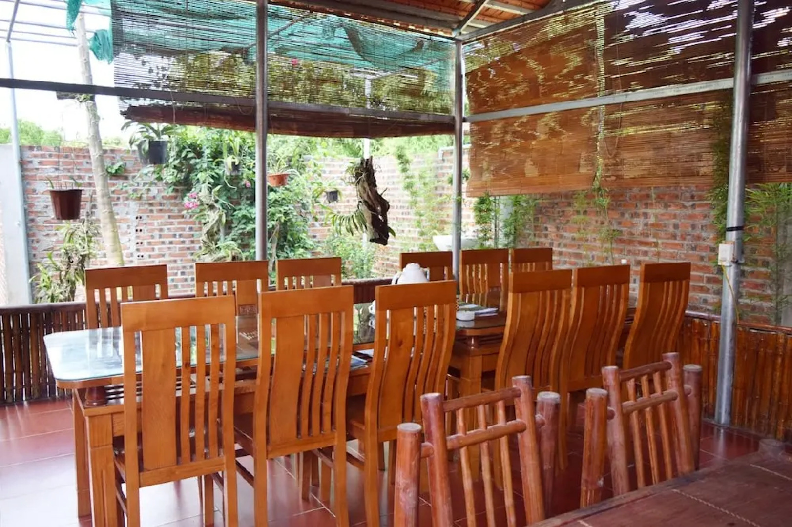 Van Long Family Homestay