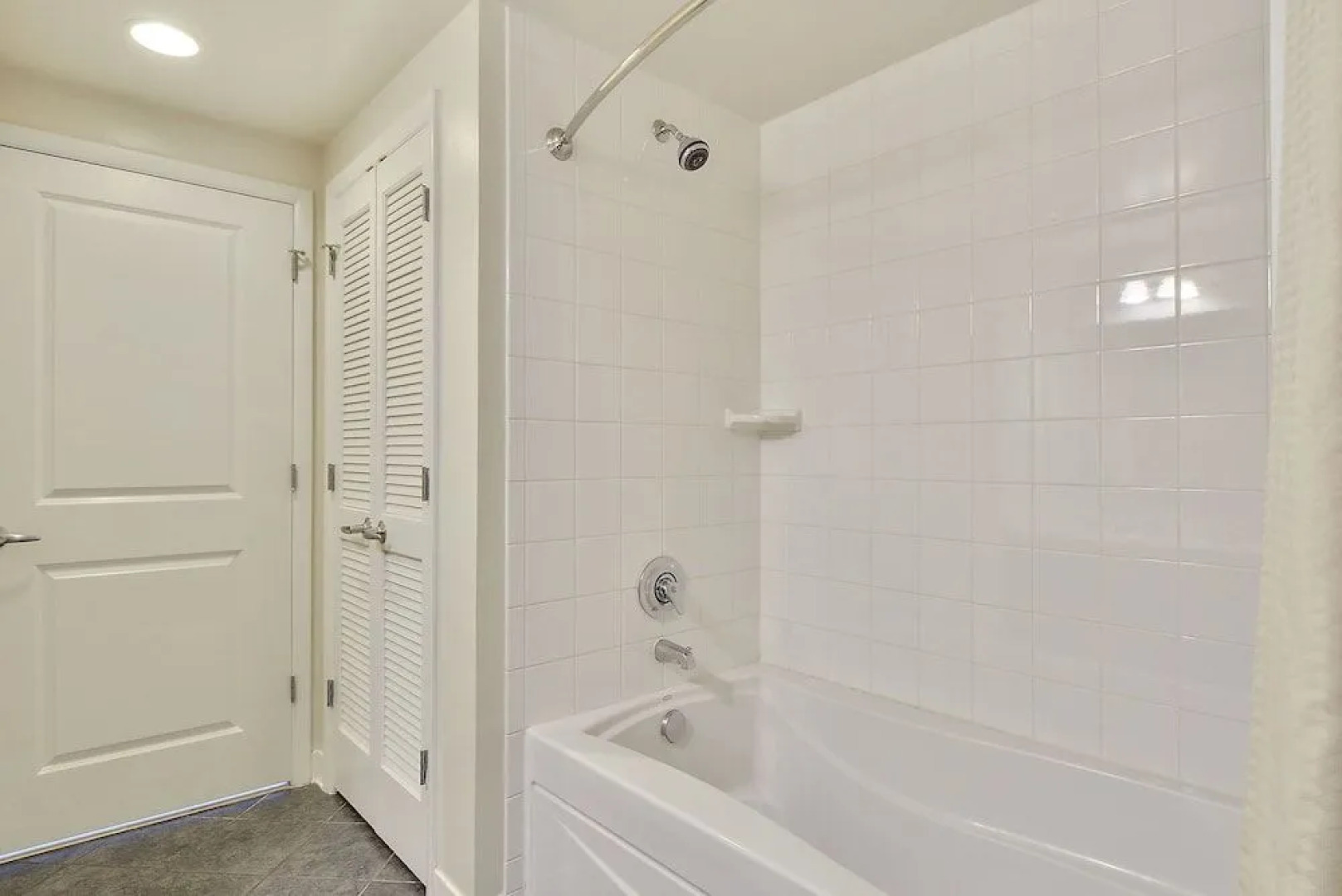 Bridgestreet Millennium Metropolitan Park