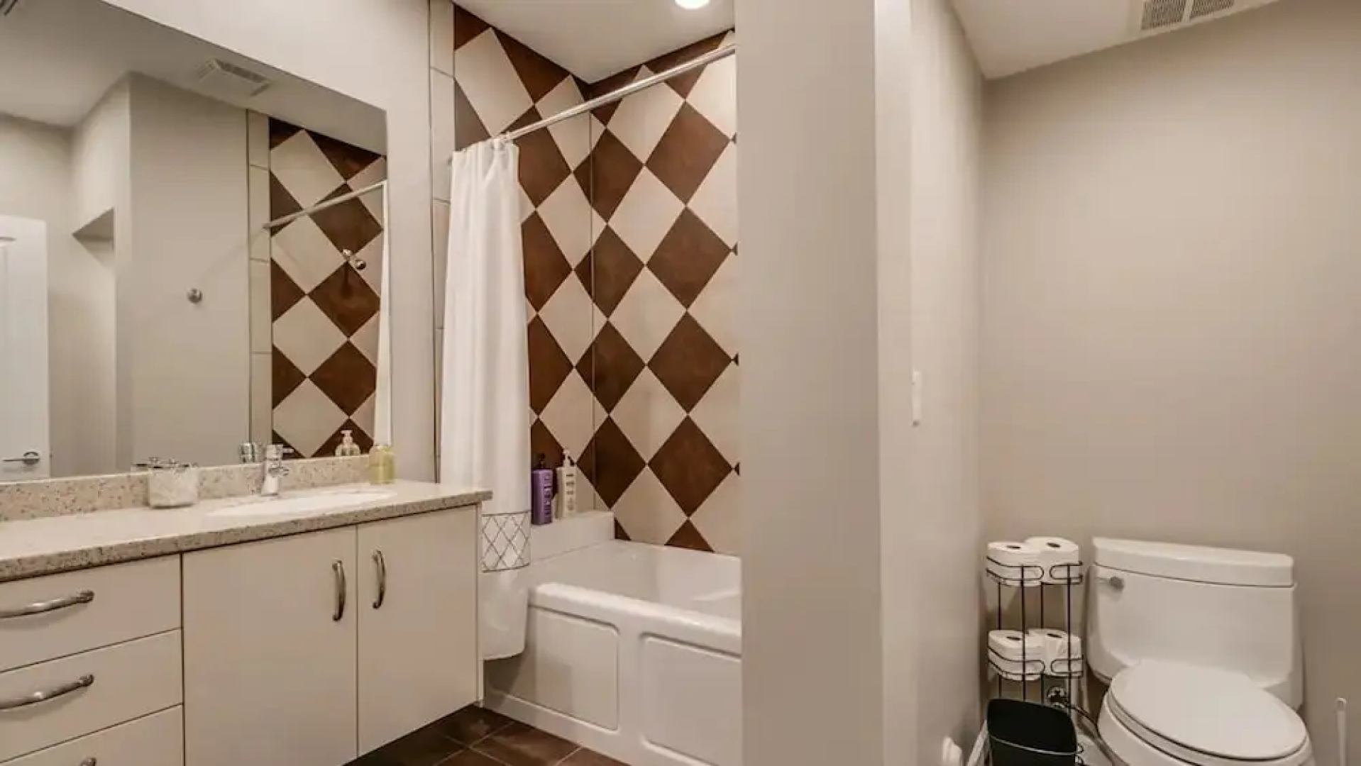 Luxe 4 Bdrm W/pool and Spa on Golf Course Lot!