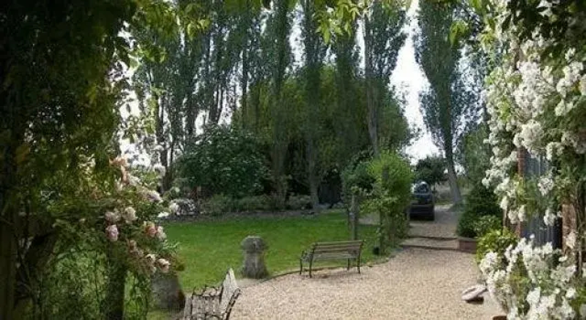 Blandings - Guest House