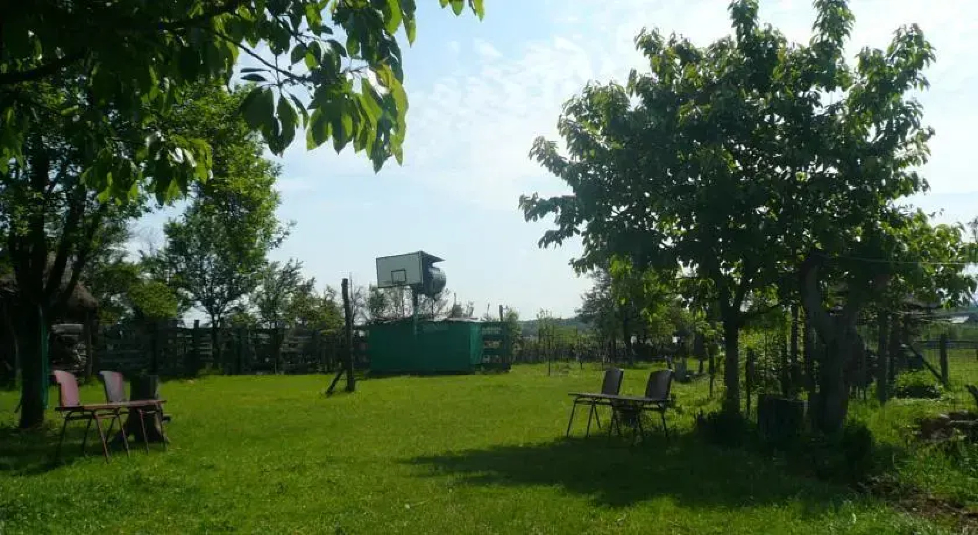 Agro-pensiunea "Plaiul Castanilor"