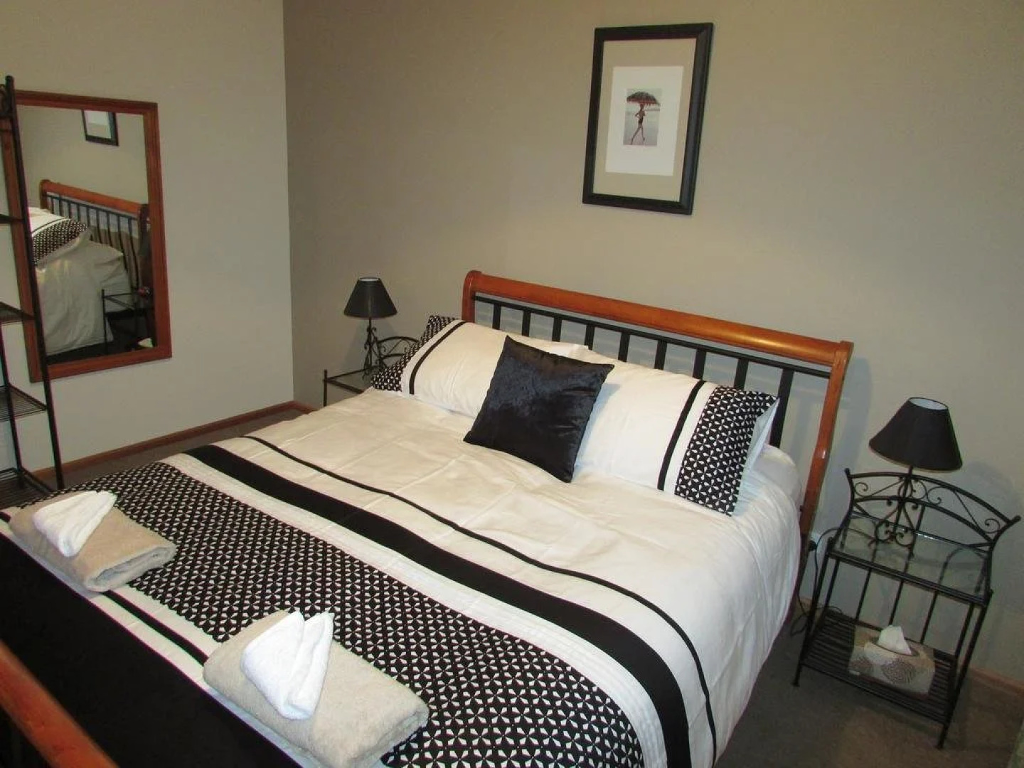 Lazy Days Bed and Breakfast Cottage