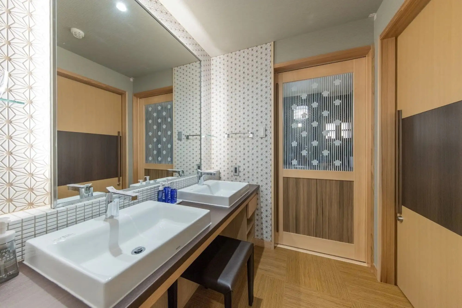 Okuhita Onsen Umehibiki