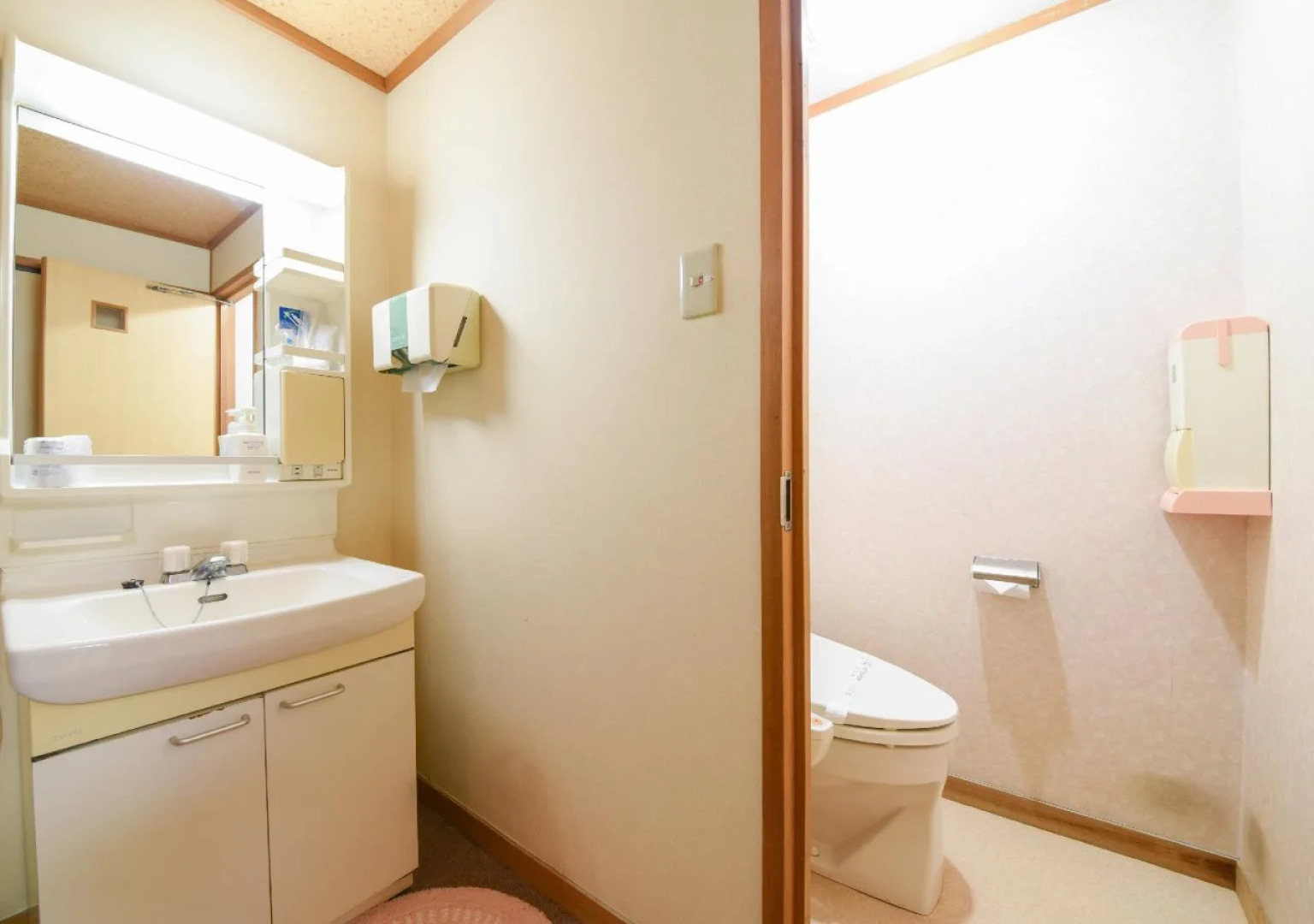 Urari Takeo Garden Terrace Spa Resorts