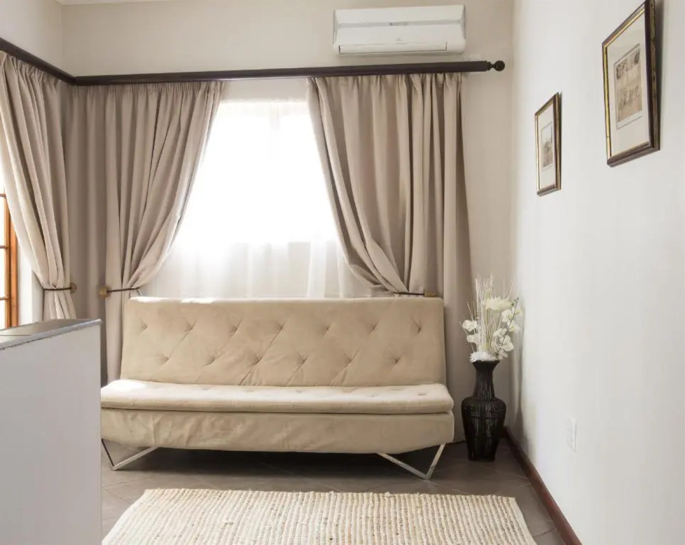 Queen Manor Boutique Guest House