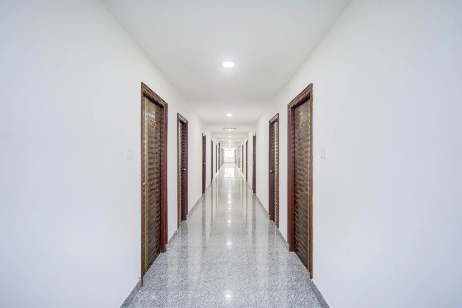 Capital O 77431 Aar Bee Gee Hotel