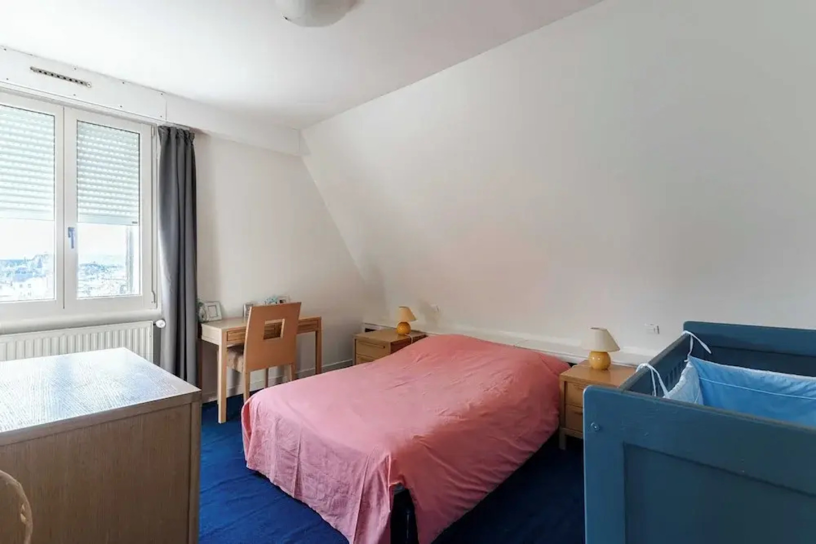 The Benervilloise Villa With its Feet in the Water