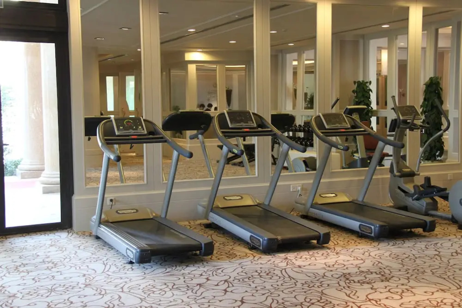 Landison Hotel Xinchang