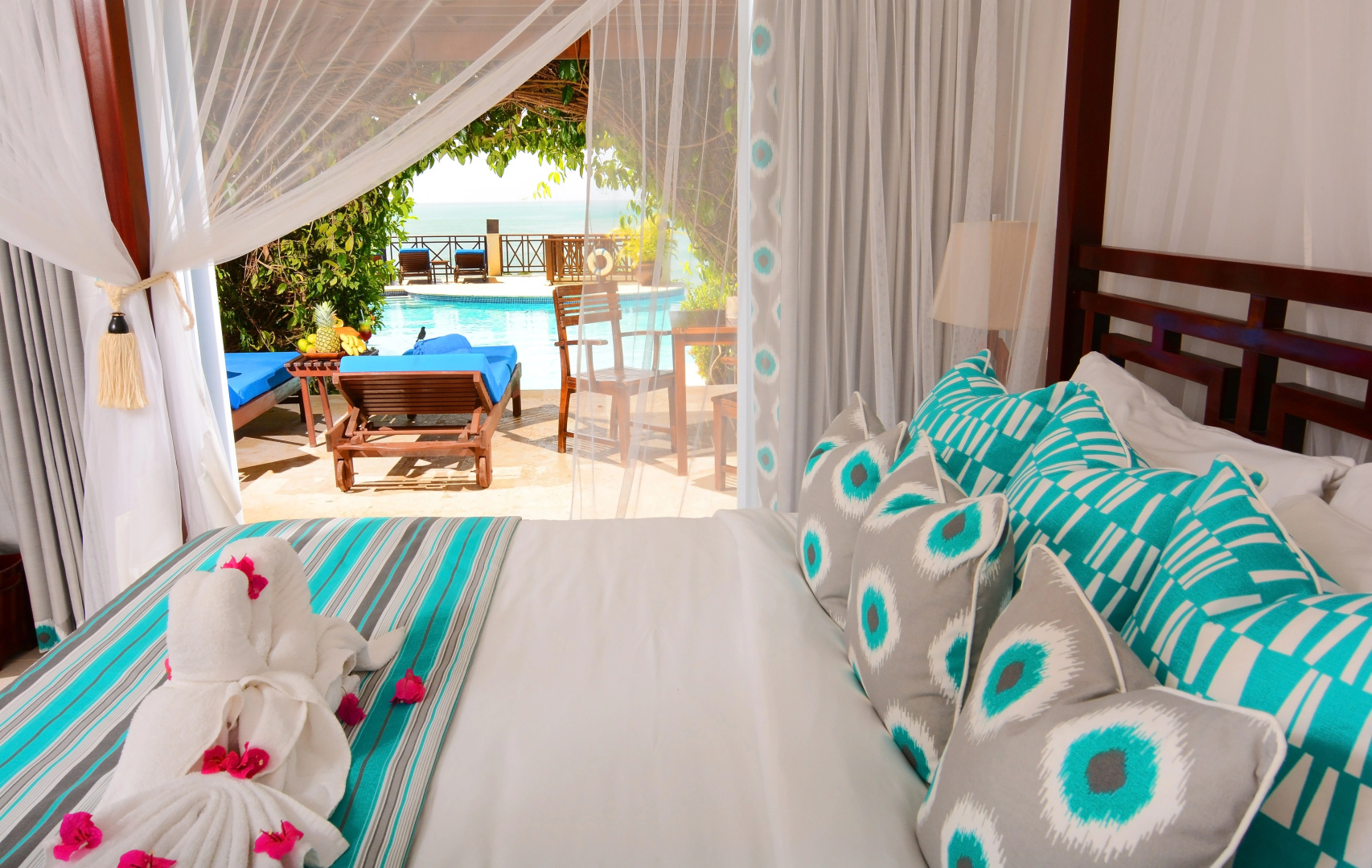 Calabash Cove Resort & Spa
