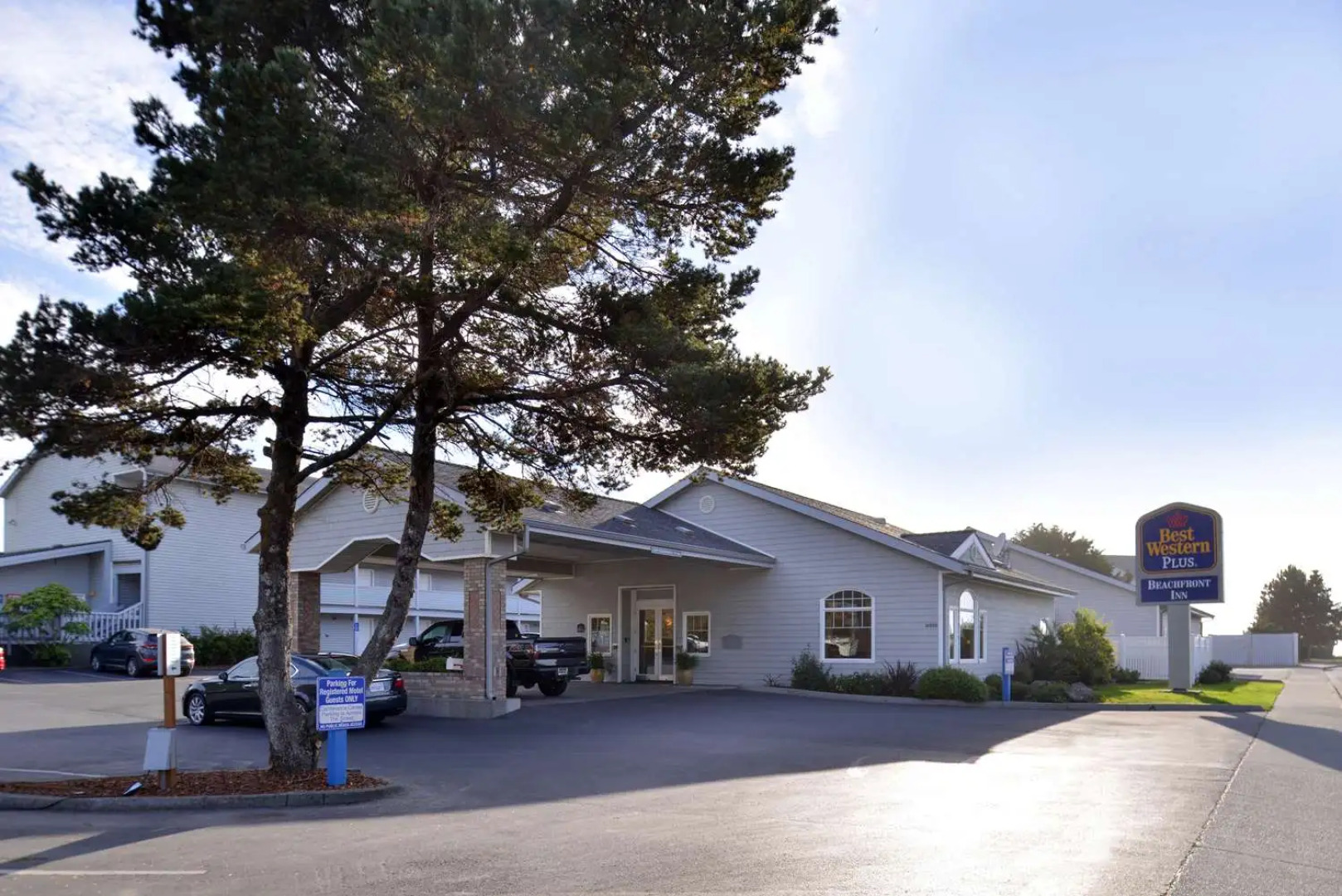 Best Western Plus Beachfrontin