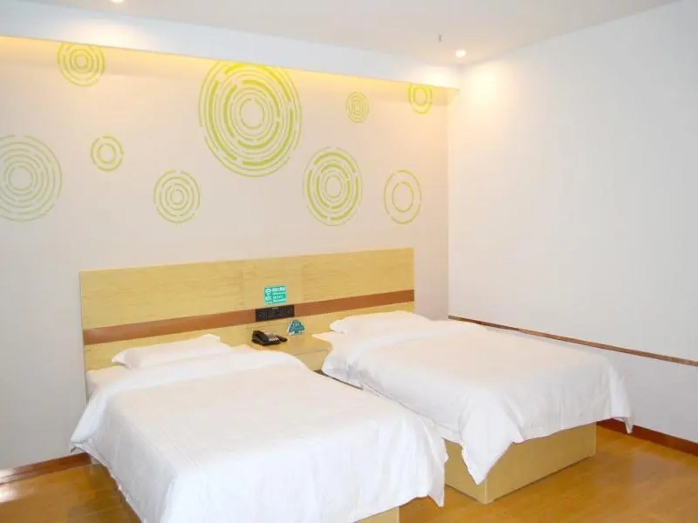 Greentree Inn Xilin Gol League Duolun County Bus S