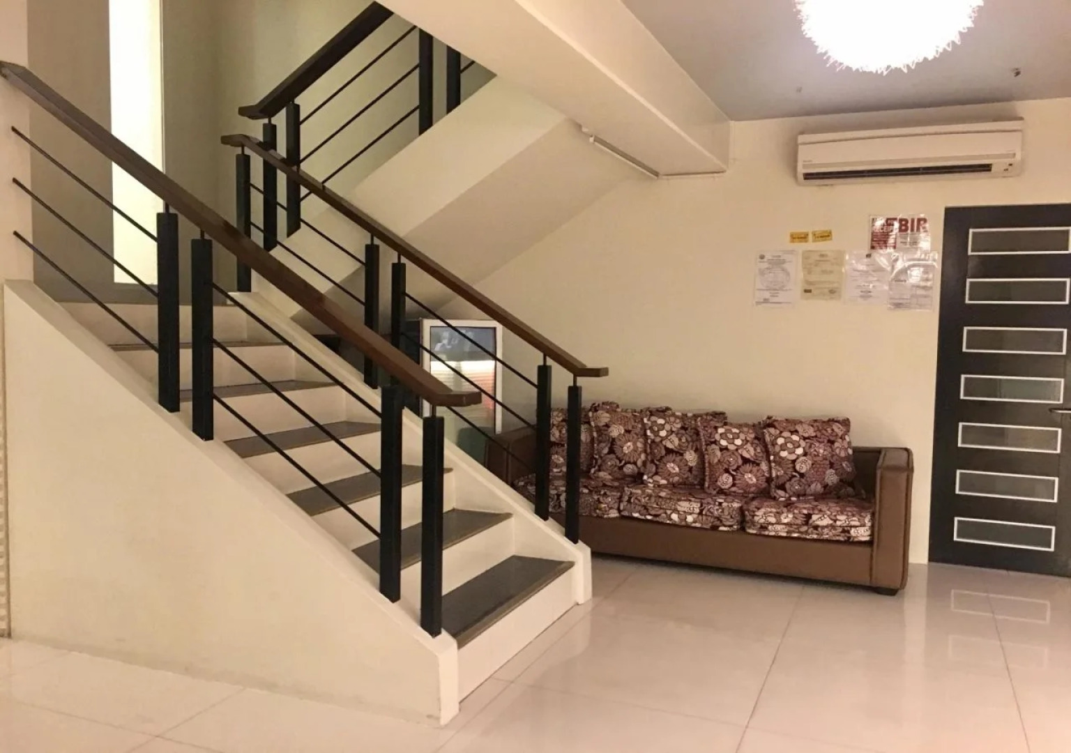 Manhattan Suites Inn