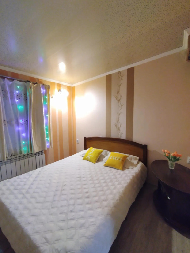 Дом около парка