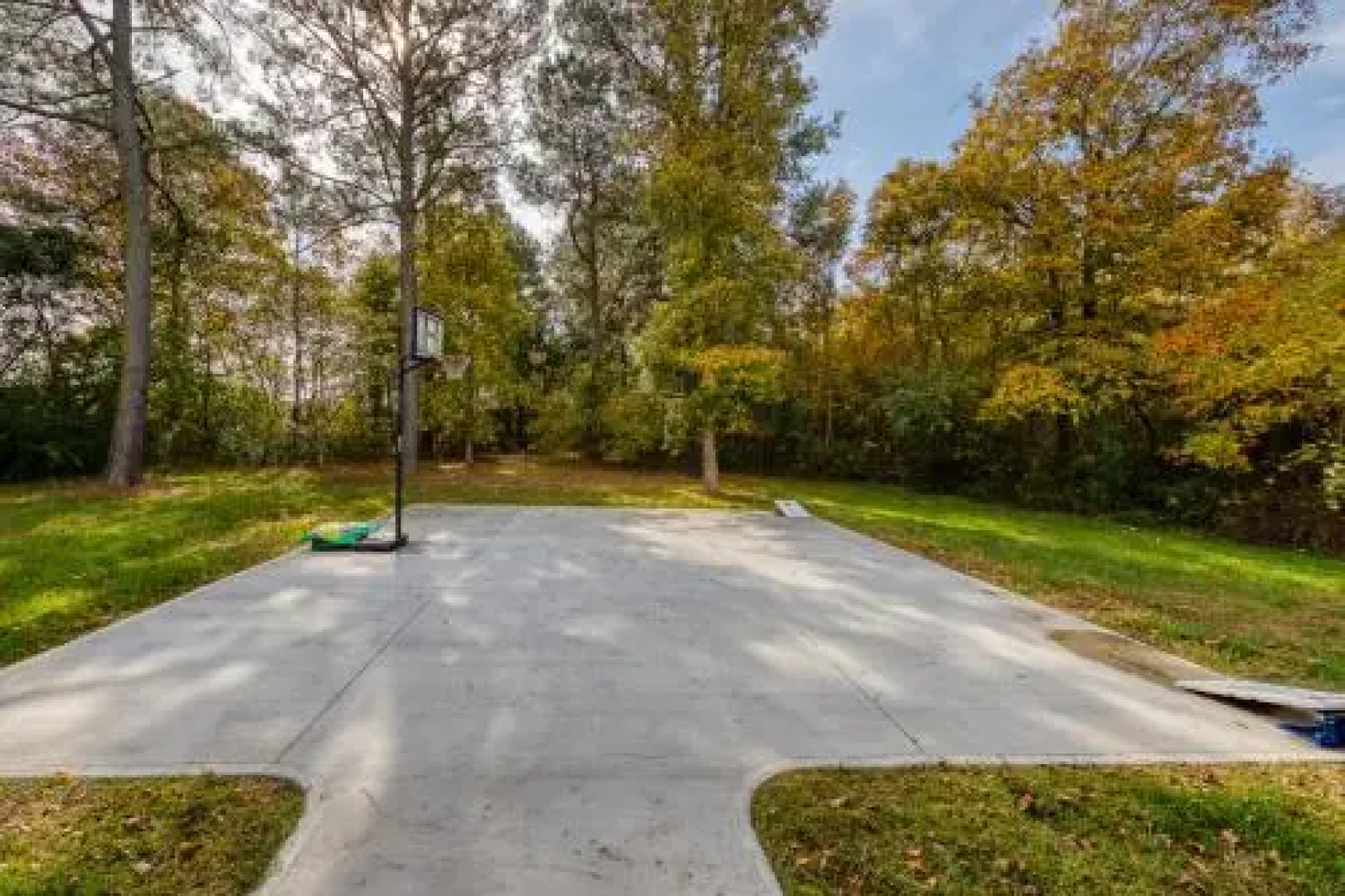 The Brooklyn Estate and Cottage