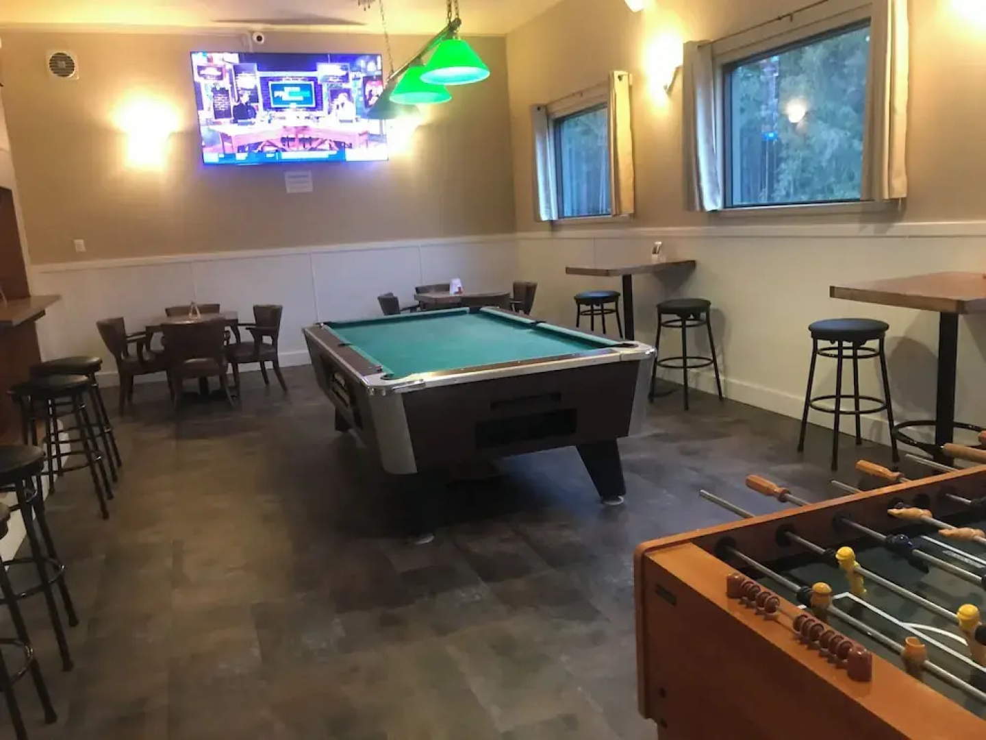 Airport Inn