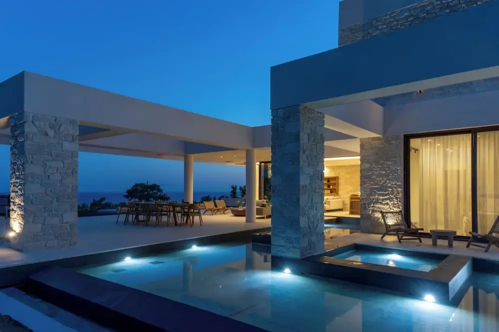 Seanatra Luxury Villas