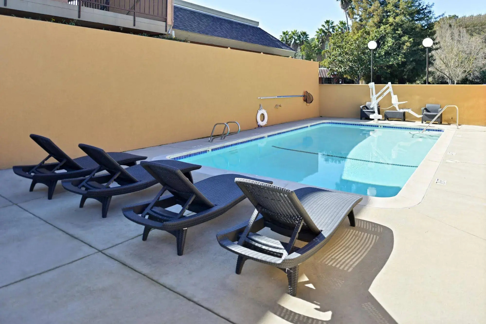 Motel 6 Martinez, CA