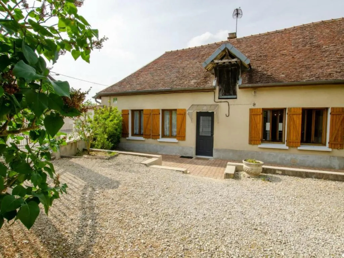 Gîte Saint-Parres-aux-Tertres, 3 pièces, 6 personnes - FR-1-543-202