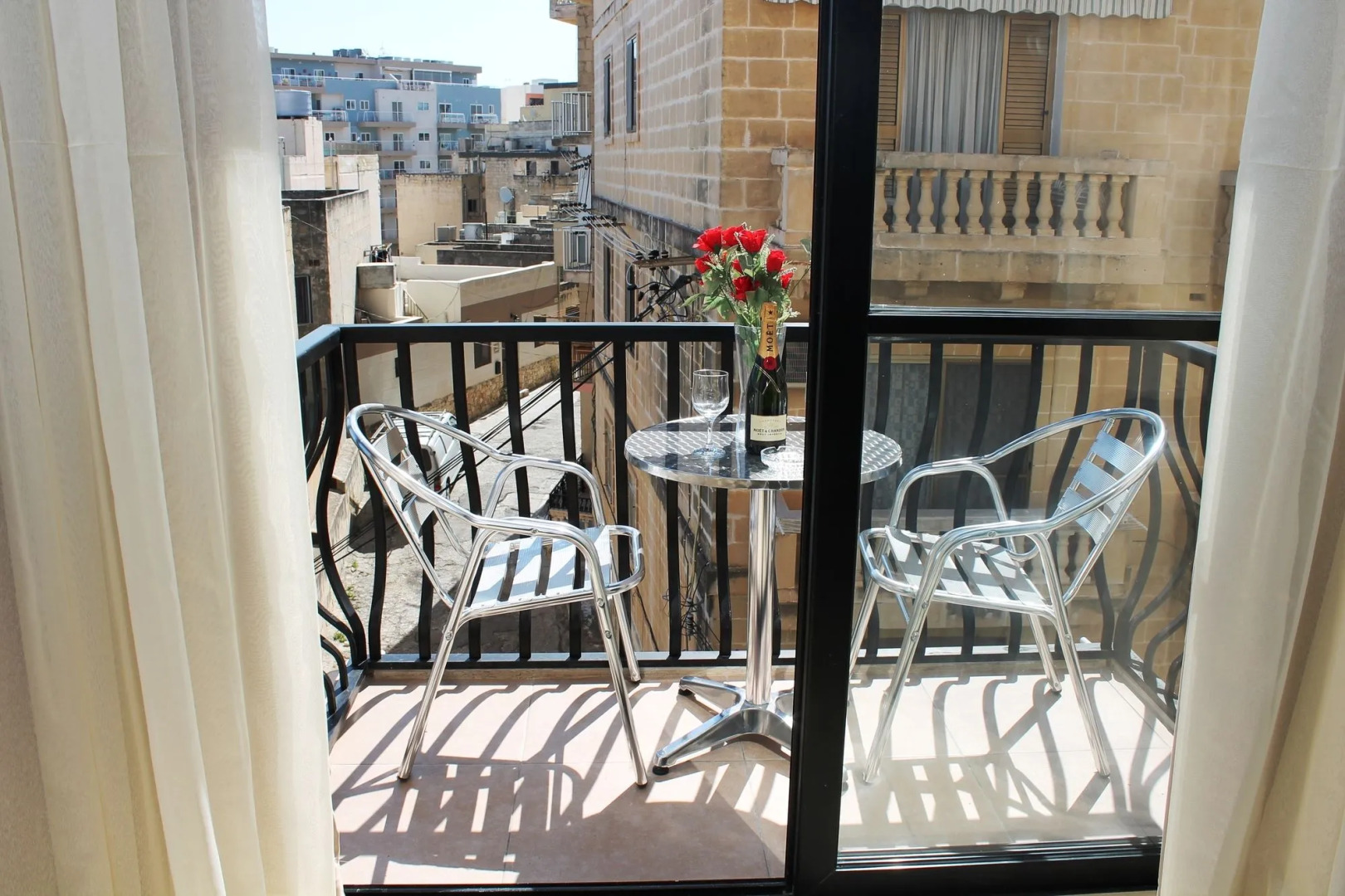 Seashells Self Catering Apartment by Getaways Malta