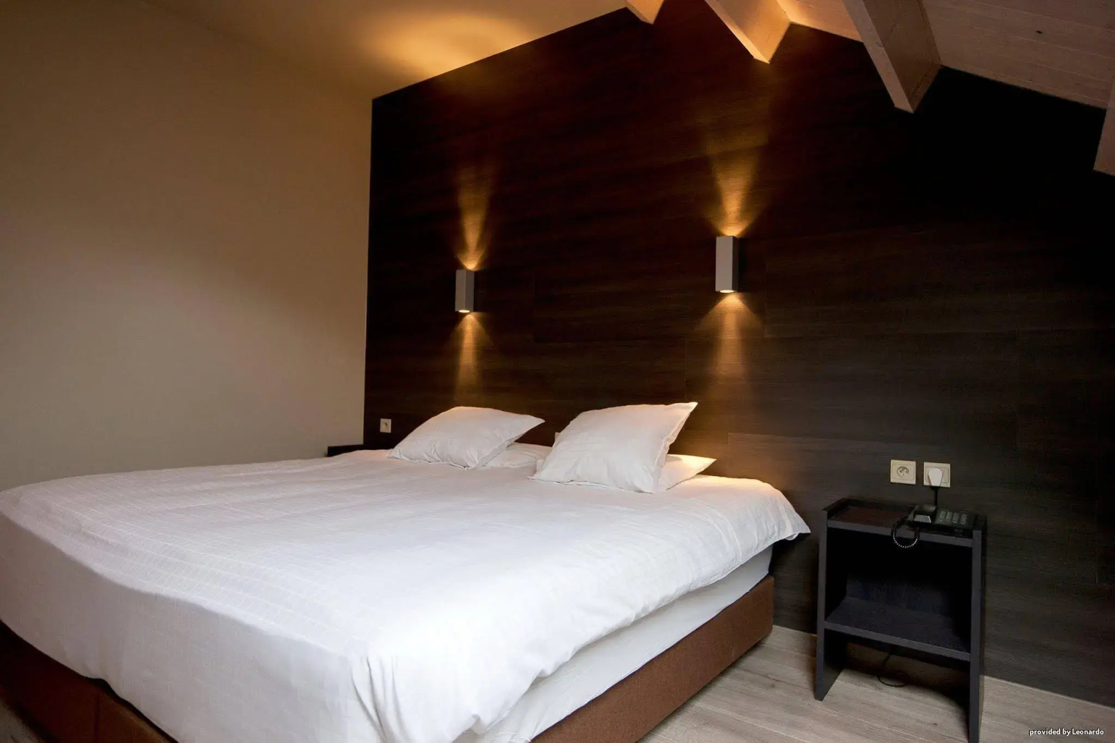 Flanders Lodge Hotel