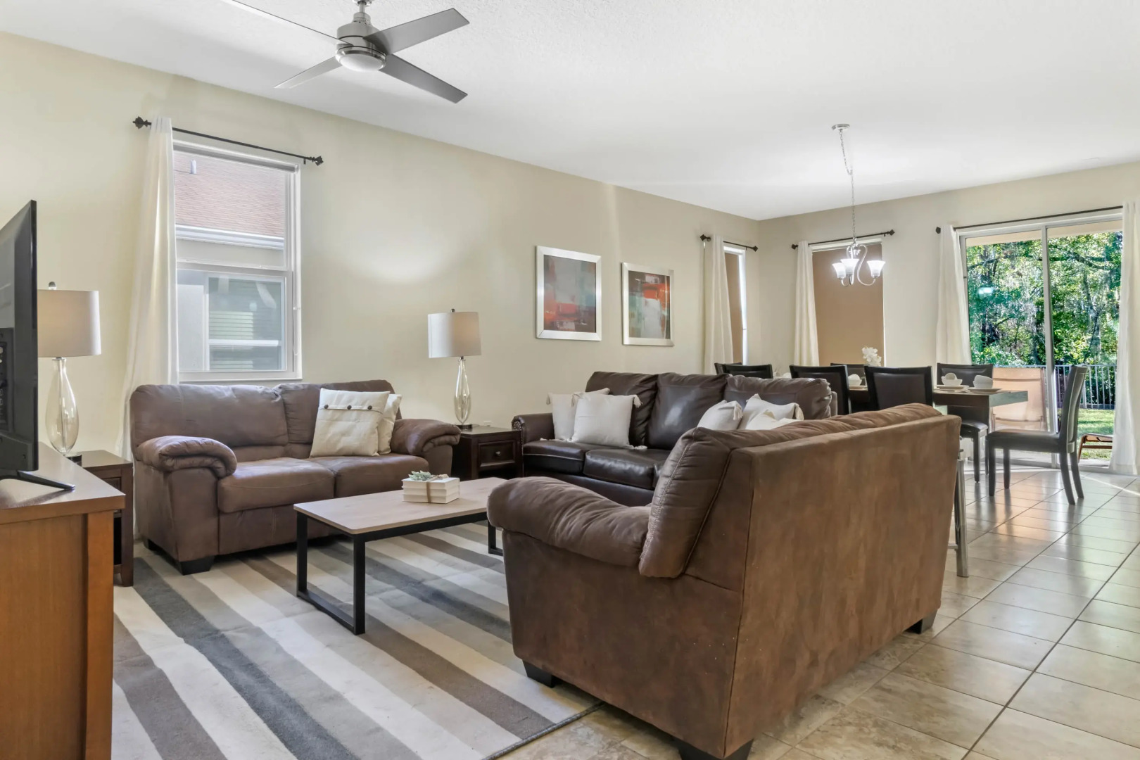 4 Bedrooms / 3 Bathrooms / Crystal Cove (4712 BD), Kissimmee, US