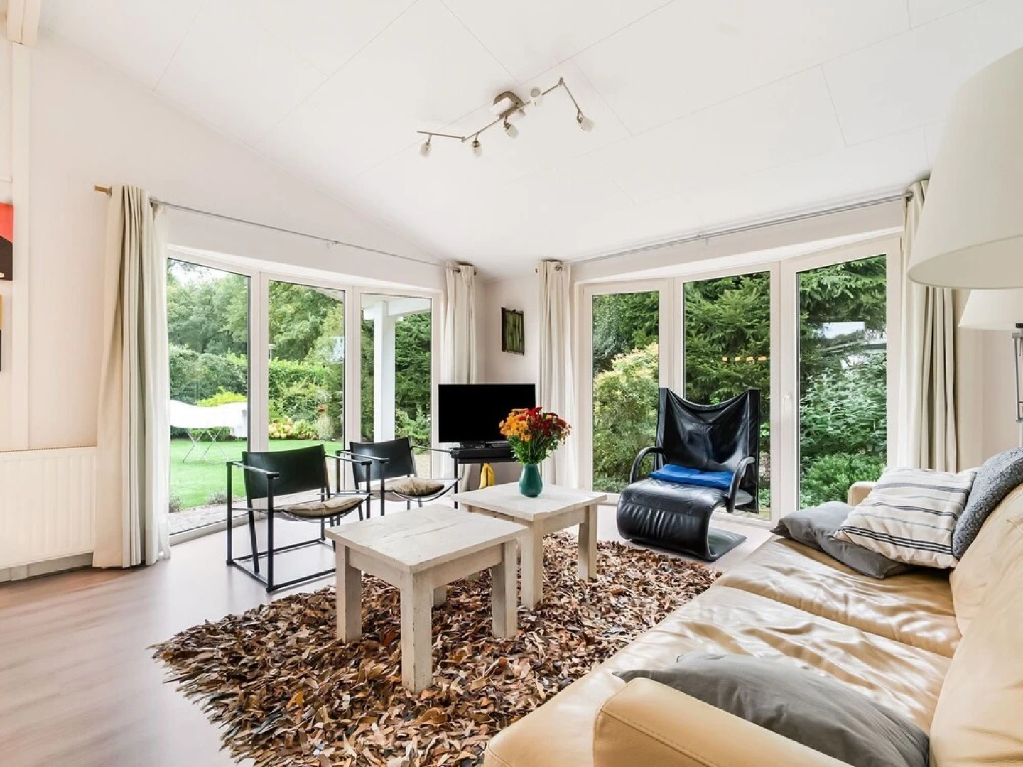 Cozy Chalet in Stegeren With Swimming Pool