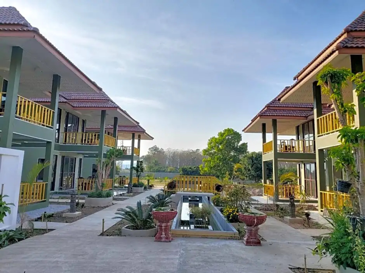 โรงแรม 12 ราศี เฮาส์ แม่สรวย