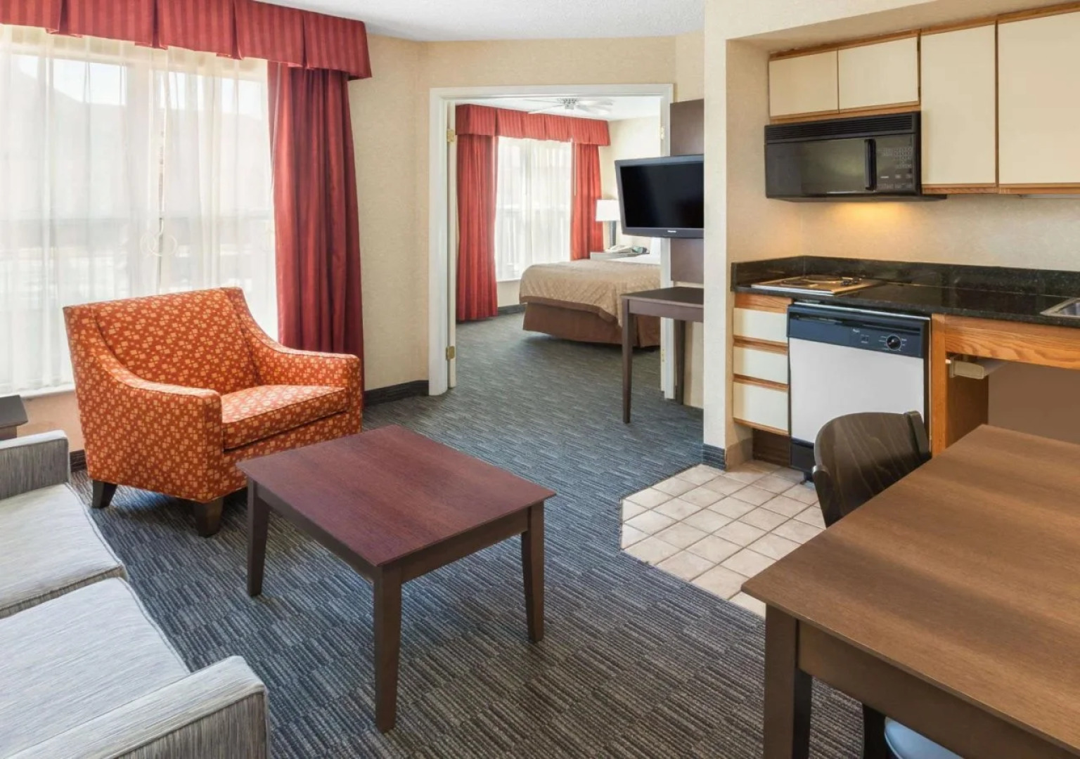 Affordable Suites of America Detroit-Warren