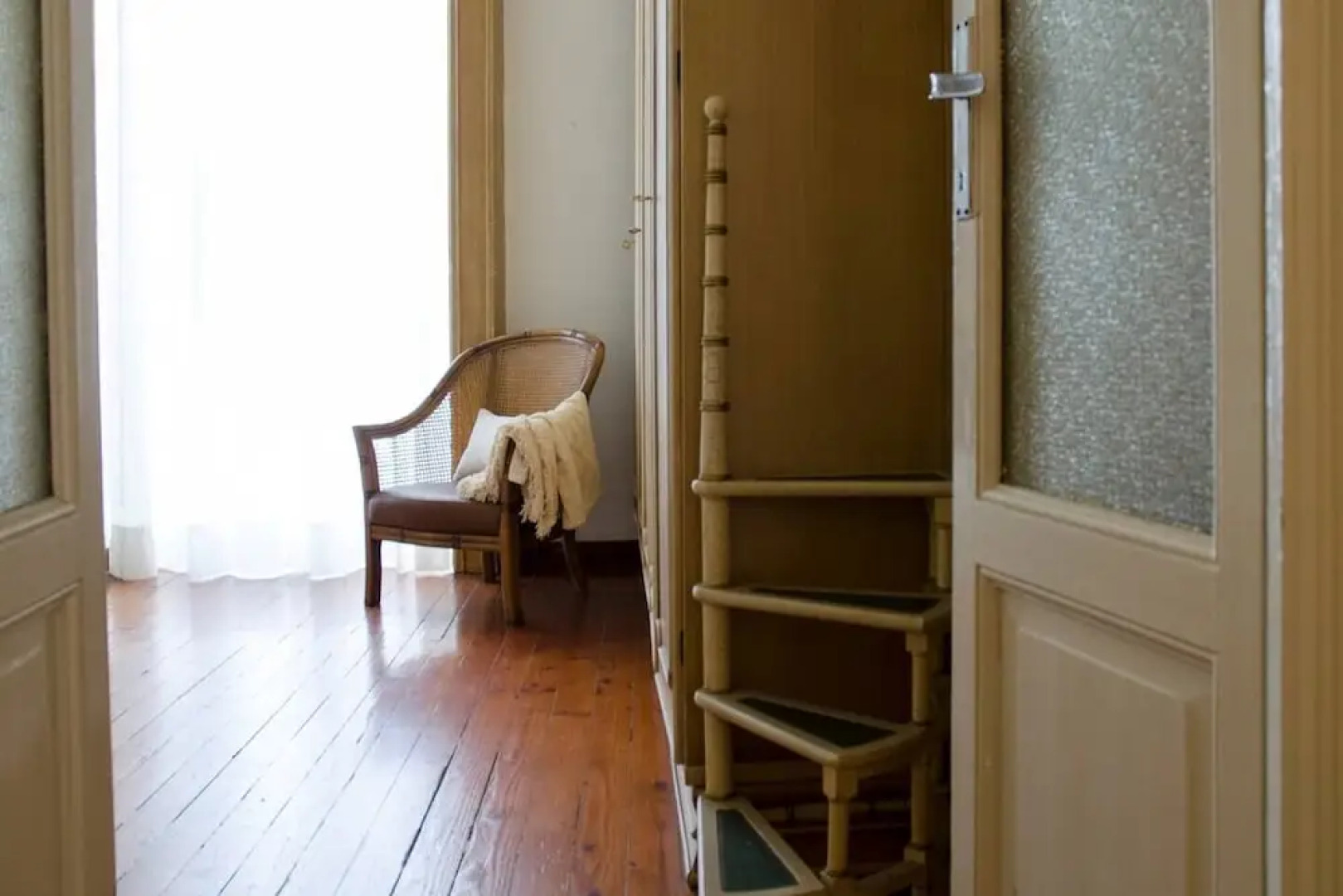 ALTIDO Wisteria House