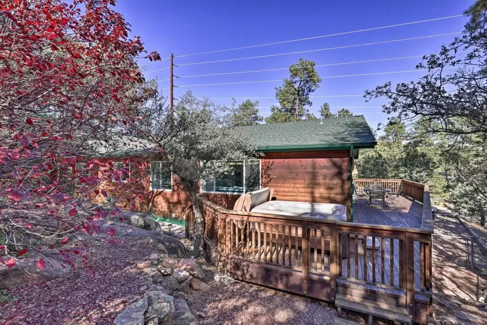 Prescott Home w/ Fireplace ~ 2 Mi to Downtown!