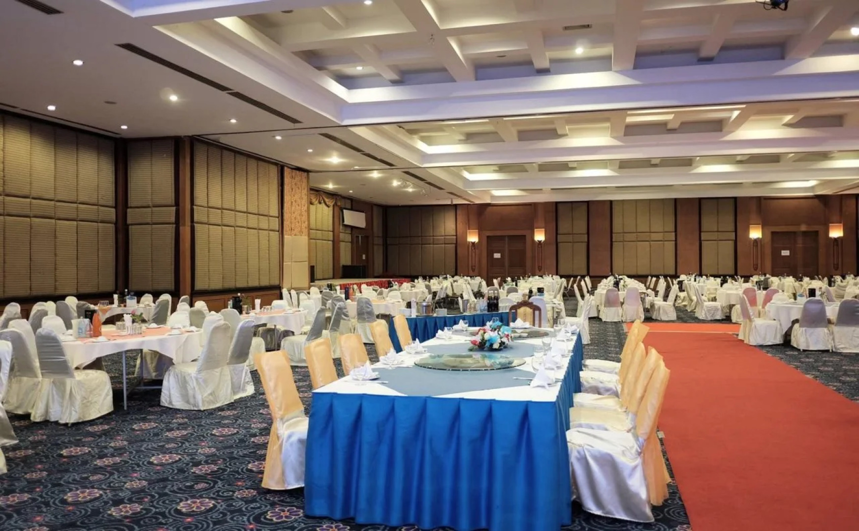 Ubon Buri Hotel & Resort