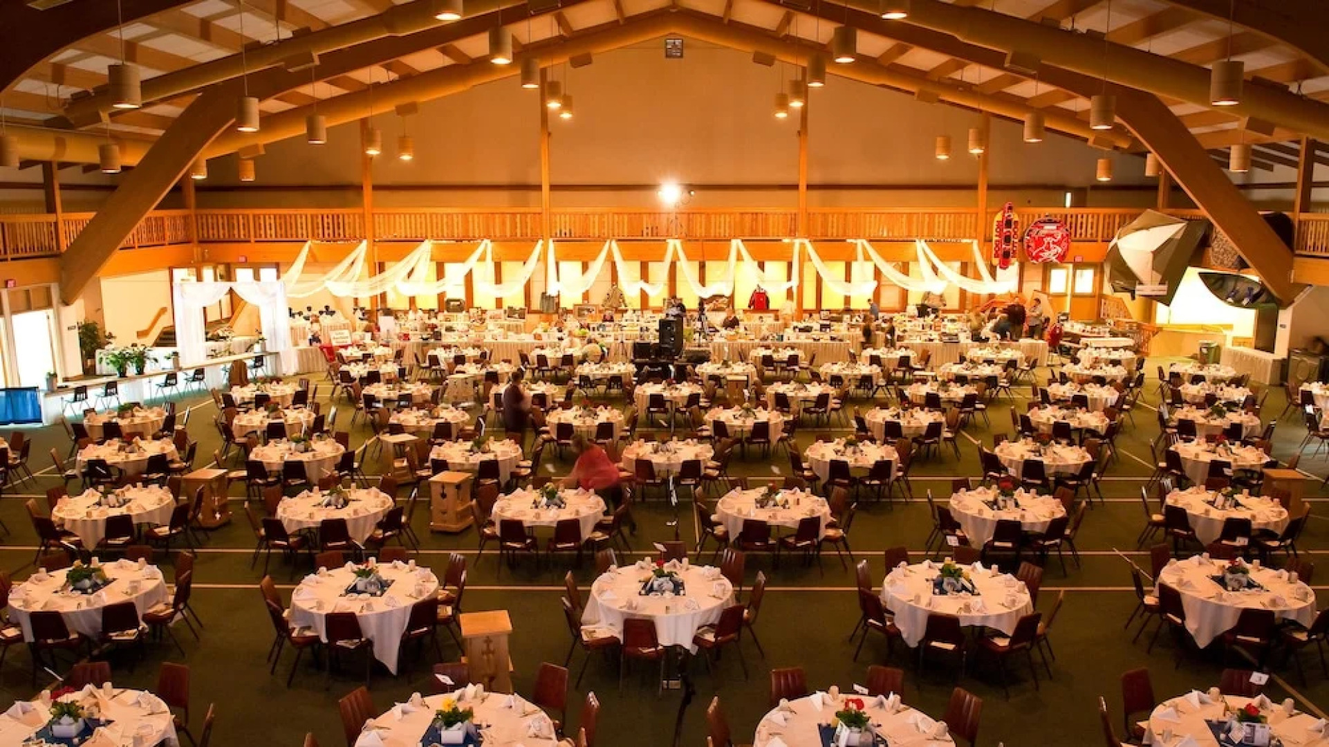 Cragun's Resort & Hotel