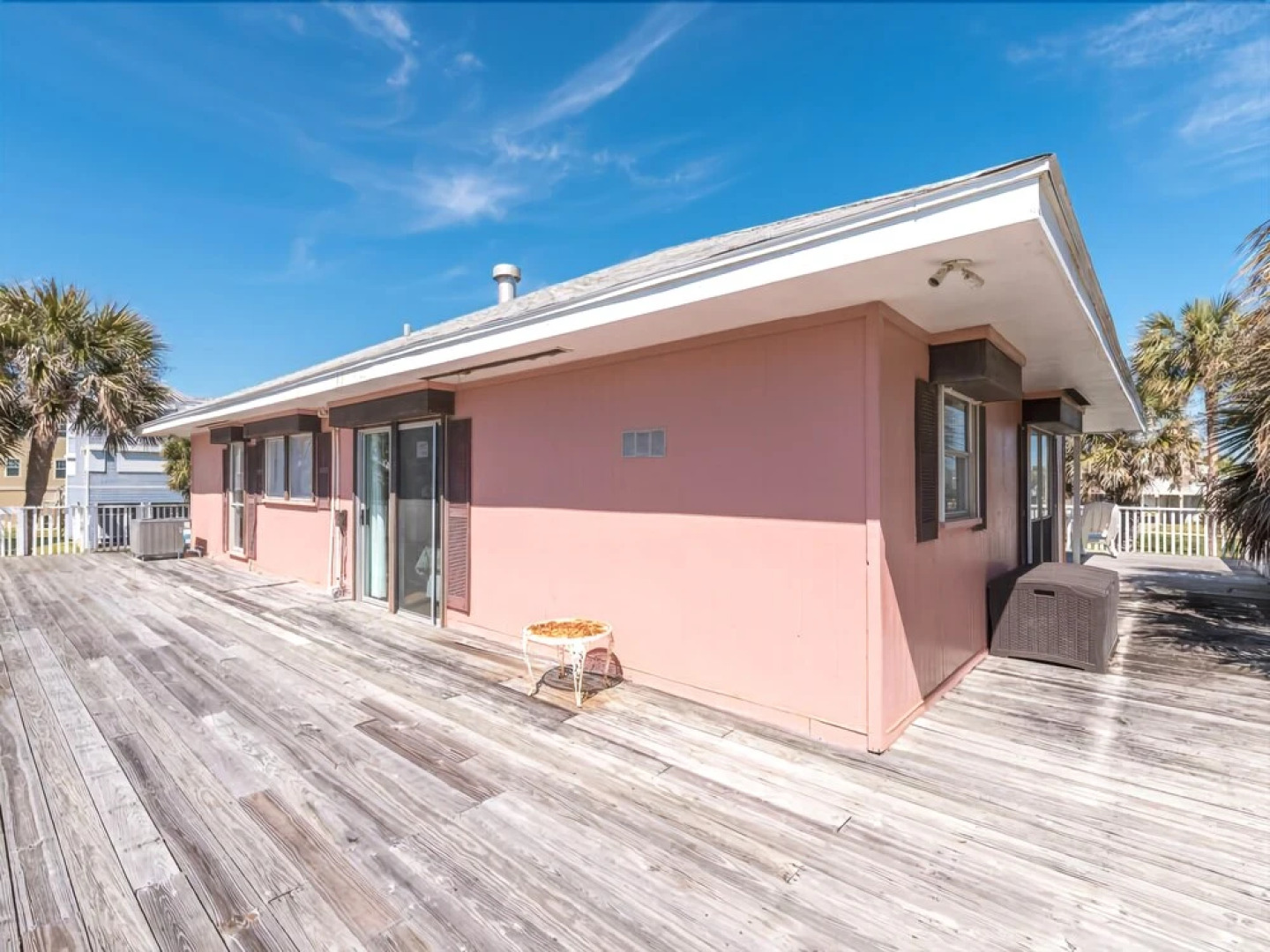 Casa Rosa West by RedAwning