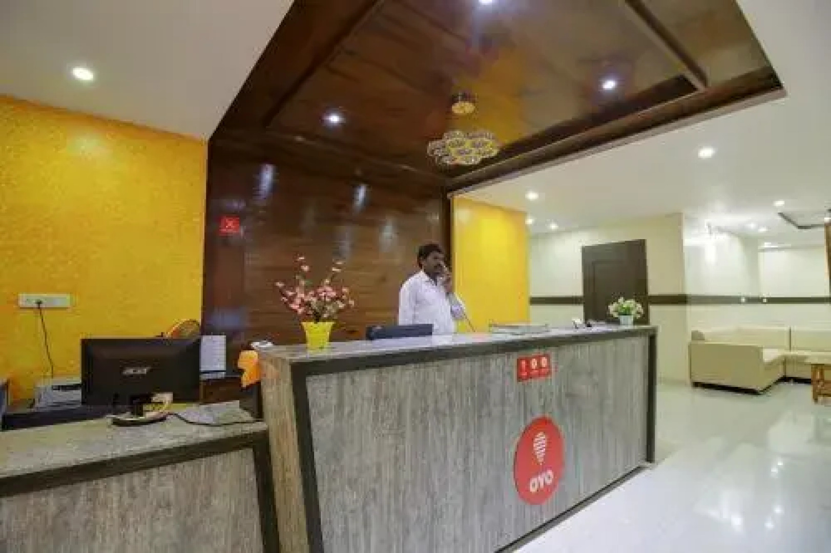 Shree Sapthakoti Residency Parraadise Lodge By OYO Rooms