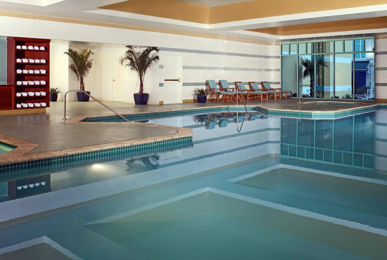 Sheraton Virginia Beach Oceanfront Hotel