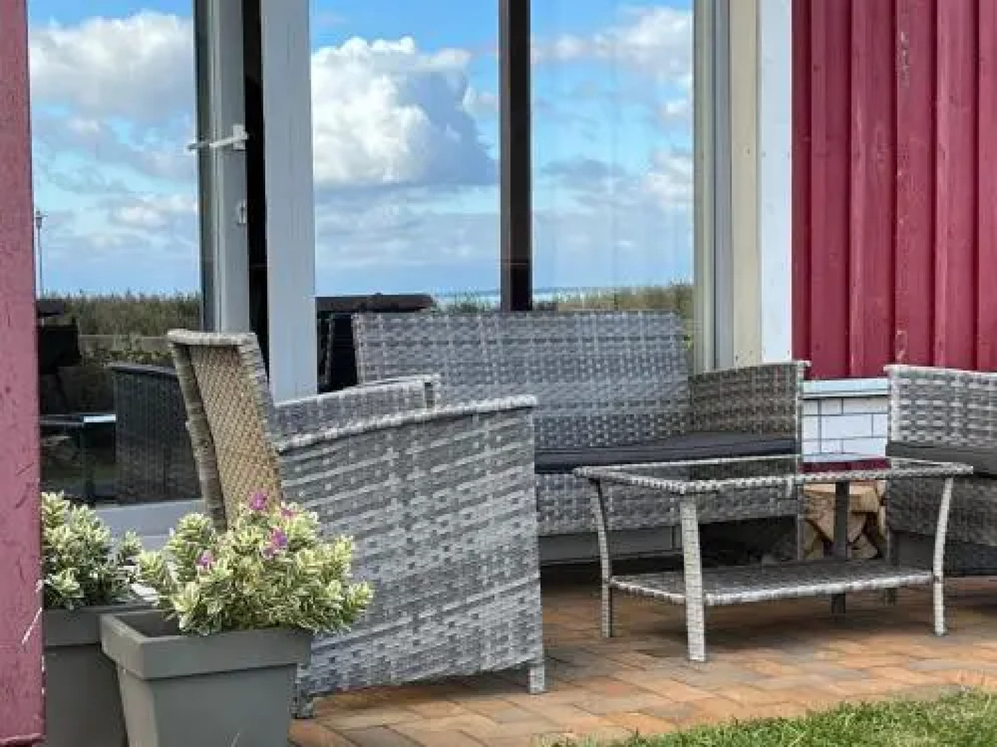 R. J. apartamentai Pervalkoje