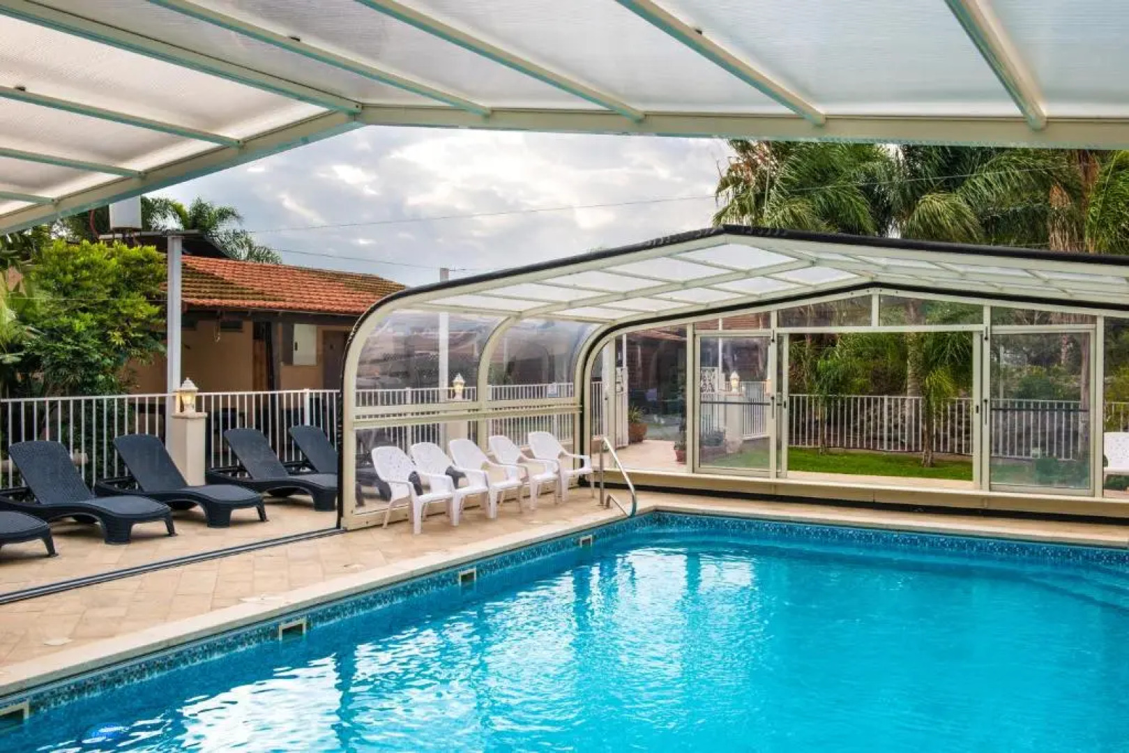 Etzel Tami Hospitality