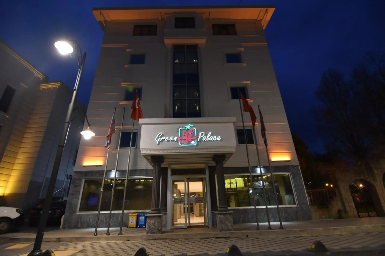 Отель Green Palace Suite 