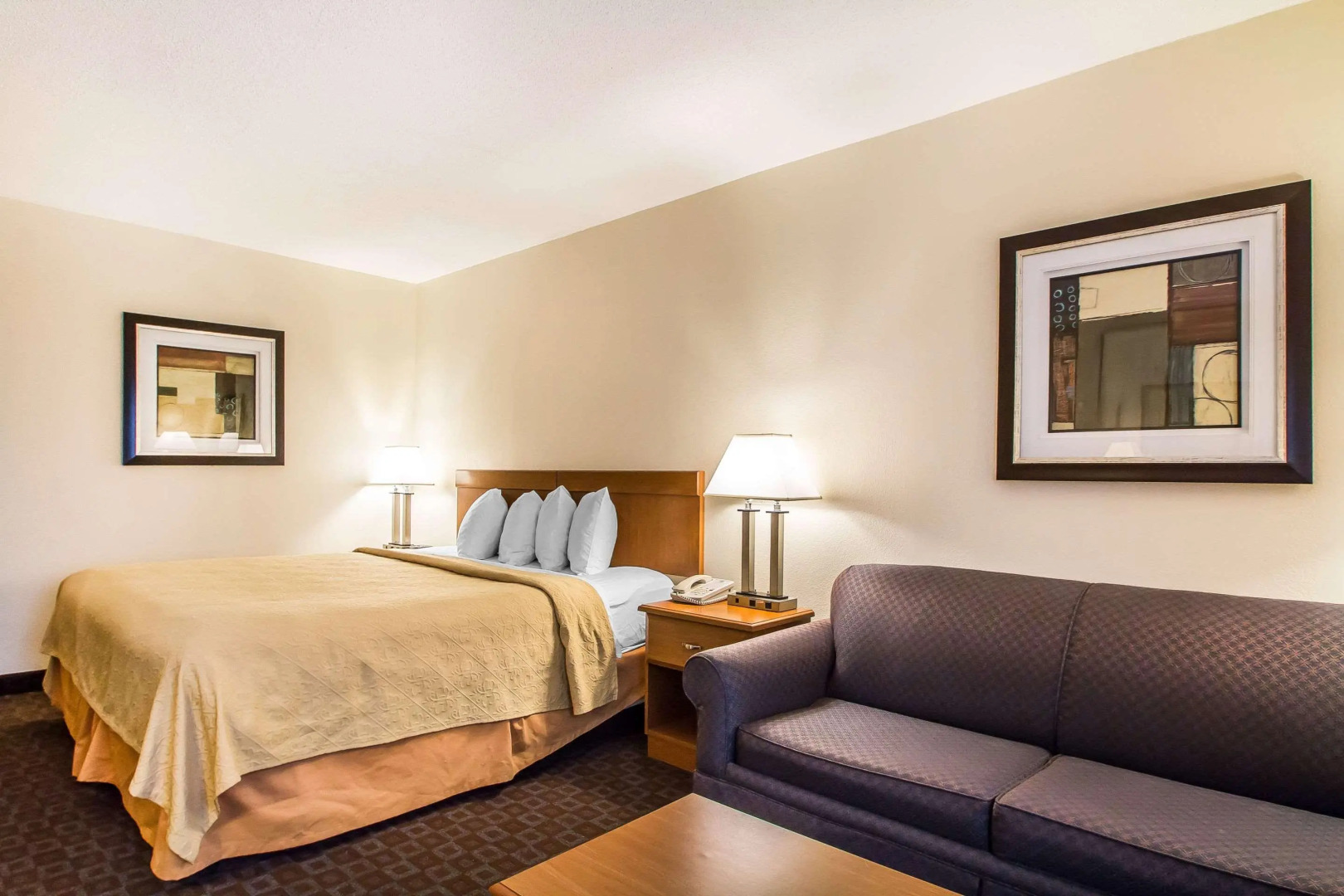 Quality Inn Morris I-80