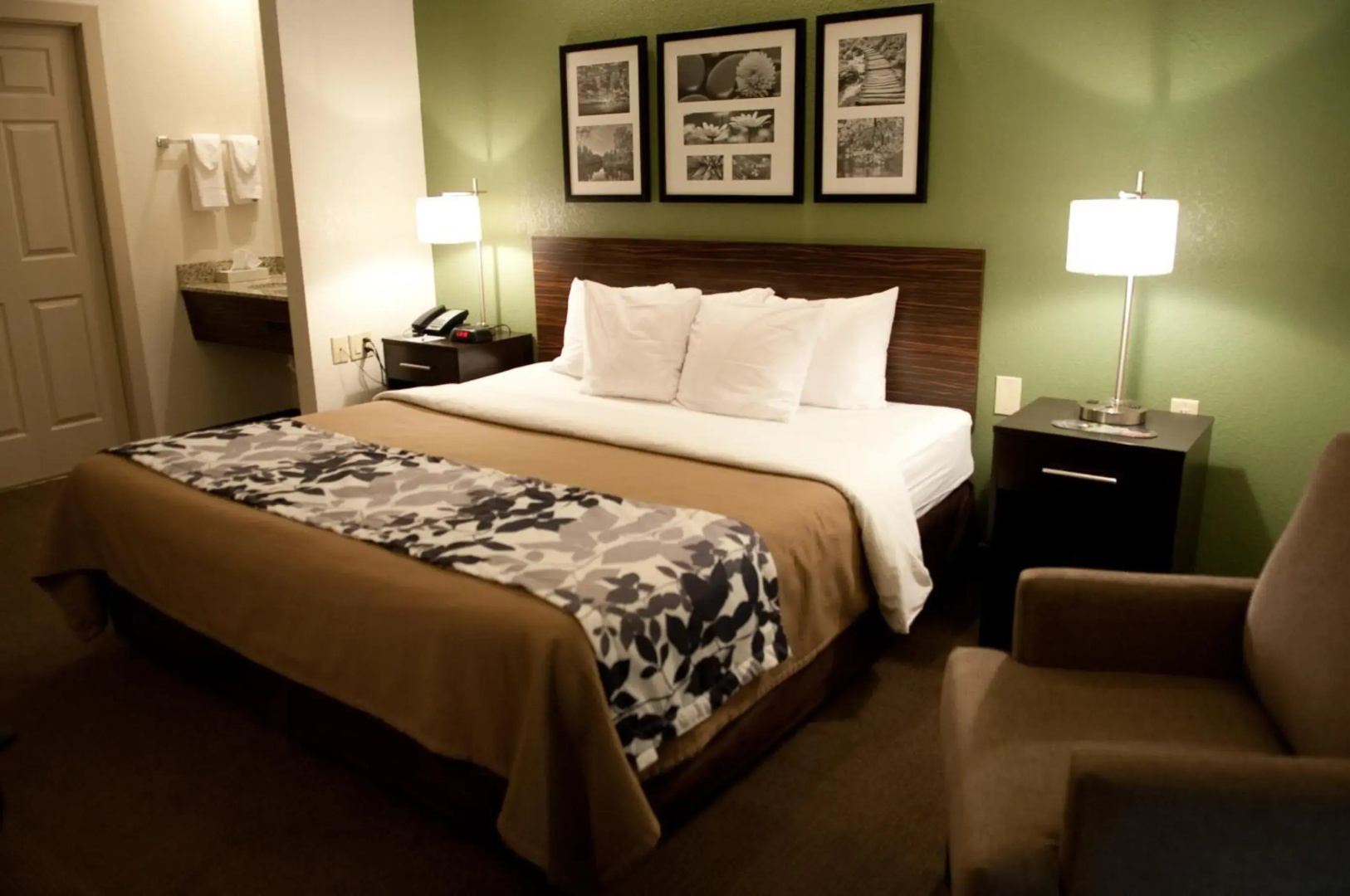 Sleep Inn & Suites Buffalo Airport