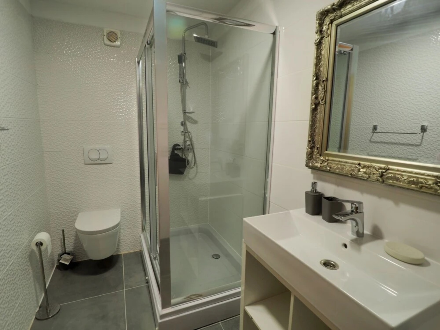 Guest house Sara Latin