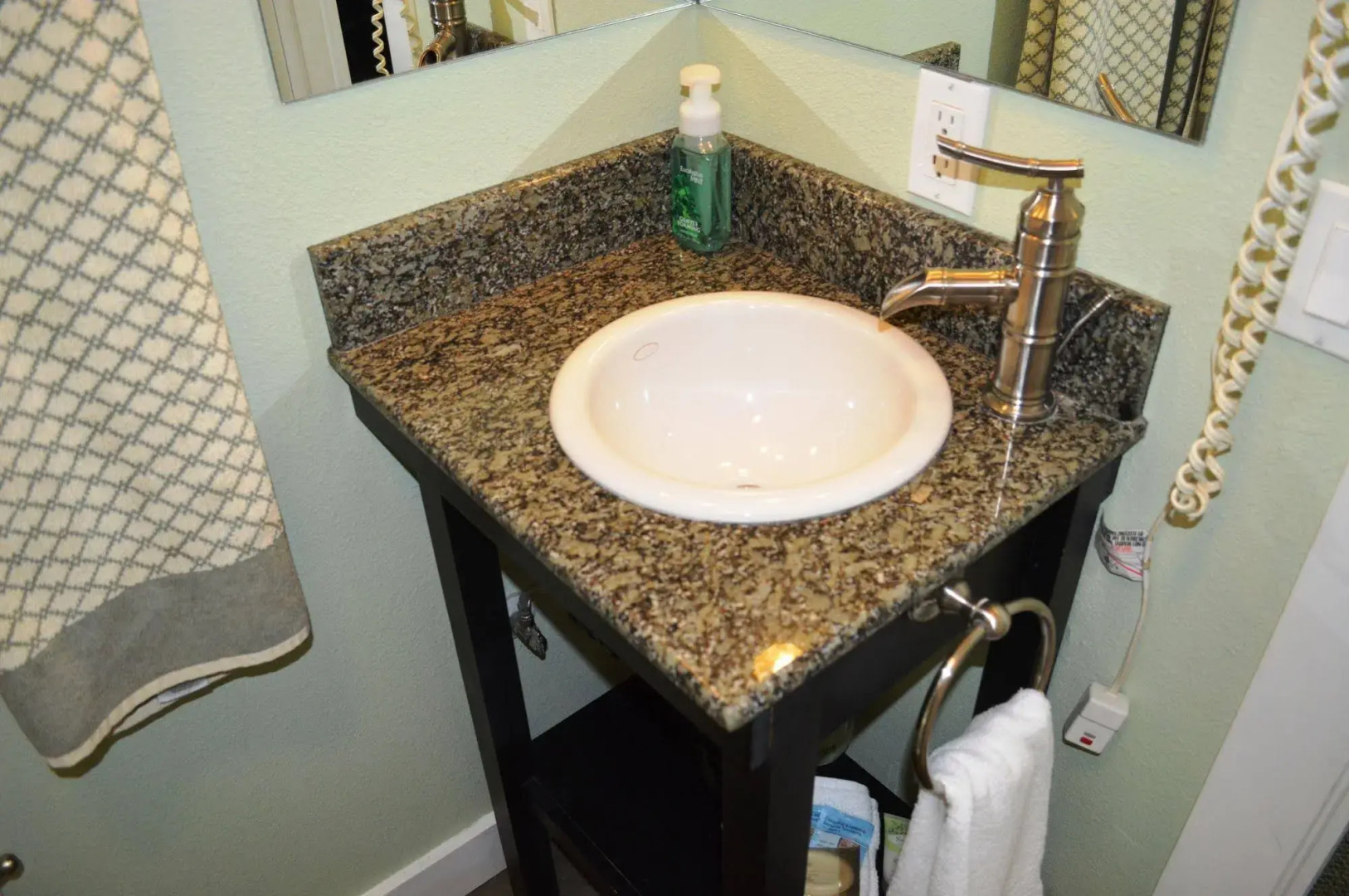 Beachfront Manor Hotel